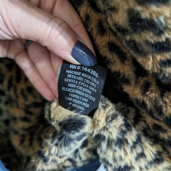 8th Dstrkt x Stall & Dean letterman style jacket- size L - Picture 11 of 13